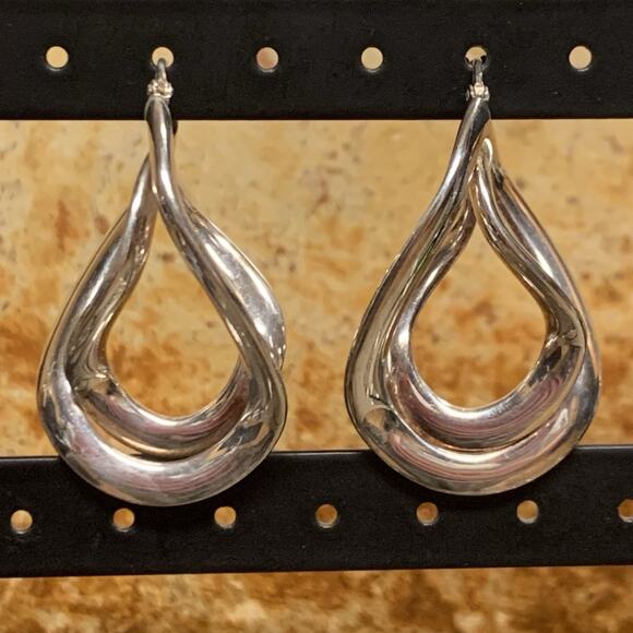 Milor 950 Silver Twisted Hoop Style Earring Made in Italy - Picture 2 of 8